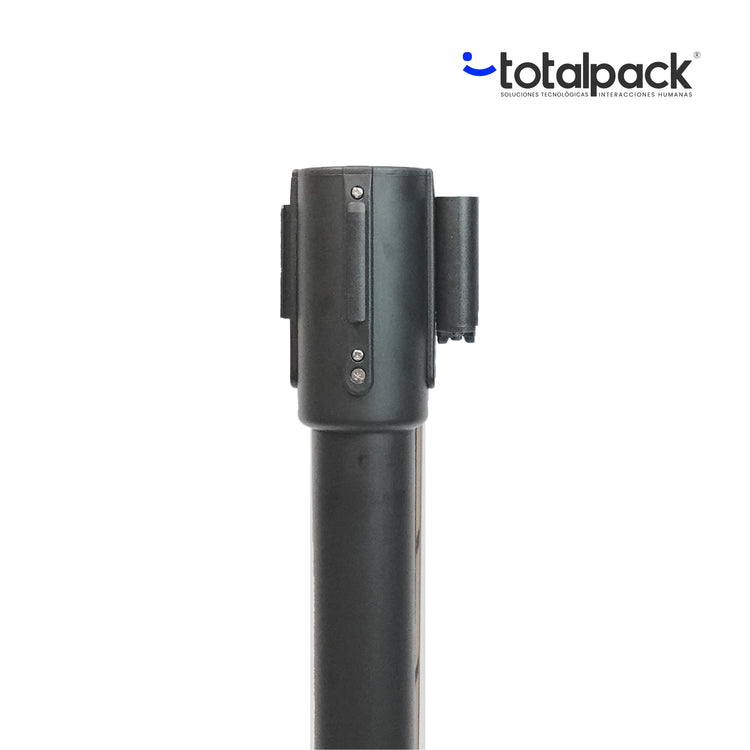 Separadores de filas metálicos cromados y negros con cinta retráctil extensible, ideales para control de acceso, organización de filas y delimitación de espacios. Postes separadores utilizados en bancos, oficinas, eventos, aeropuertos, centros comerciales y ferias. Solución práctica para mantener el orden y mejorar la experiencia del cliente. Venta de separadores de filas en Chile con diseño elegante, base estable y materiales de alta resistencia.
separador de filas totalpack
separadores de filas tolapack